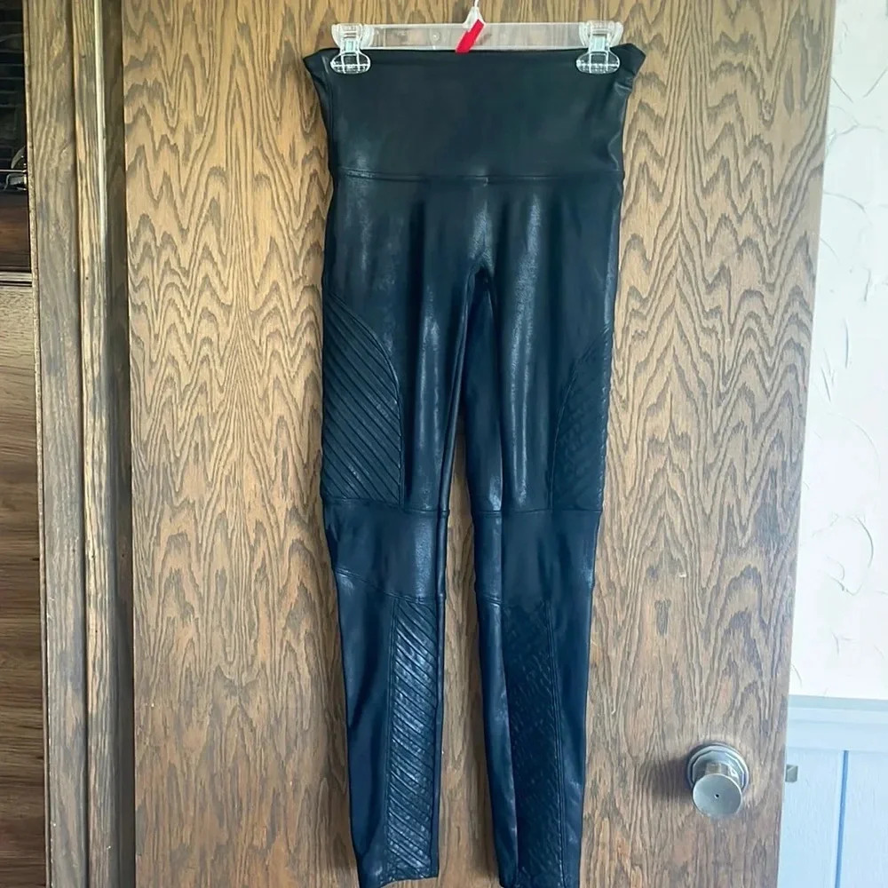 Black Metallic Moto Spanx L‎